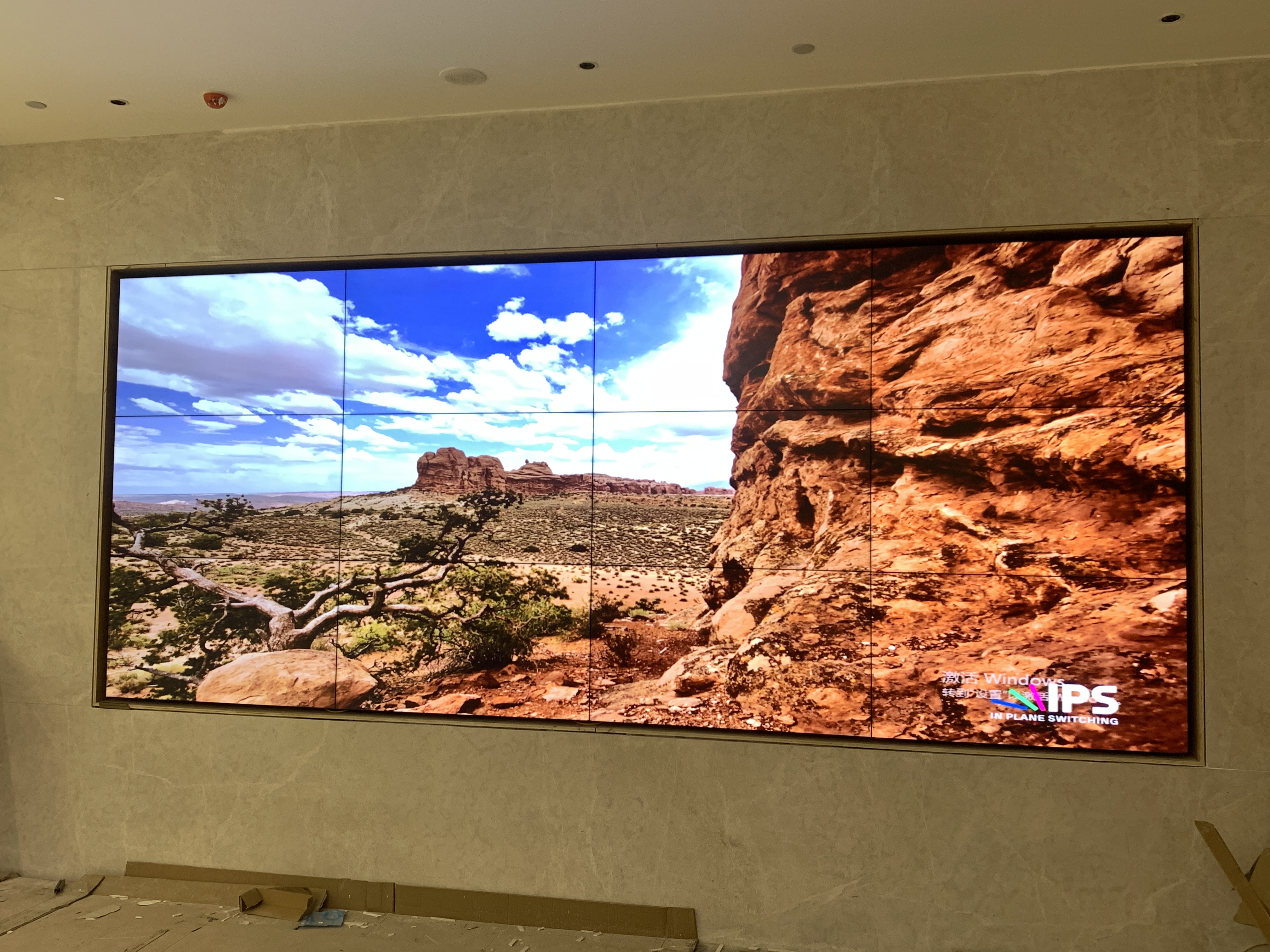 55寸1.7mm3*4式液晶拼接屏-江蘇揚(yáng)州邗江安裝項目